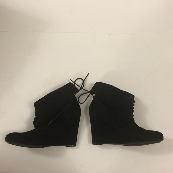 Zara 38 Black Suede Bootie Wedge Heel Wear it 2 ways wrap around laces Excellent - Picture 6 of 13